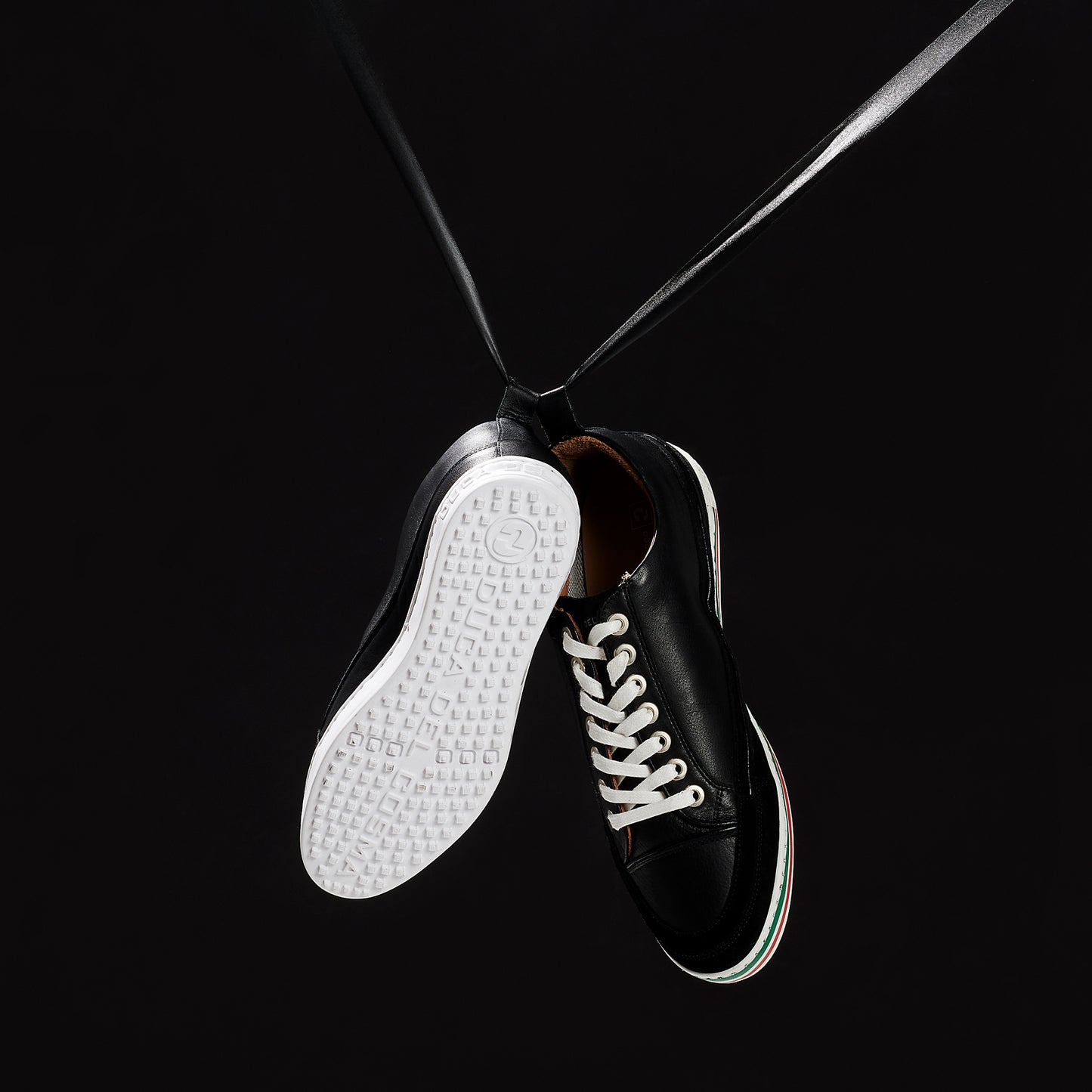 Festiva - Black