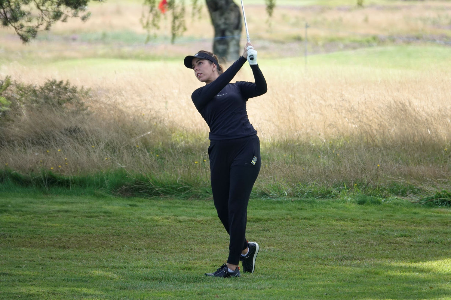 Stepping into Success A Look at the Golf Shoes Worn by Pros Duca del