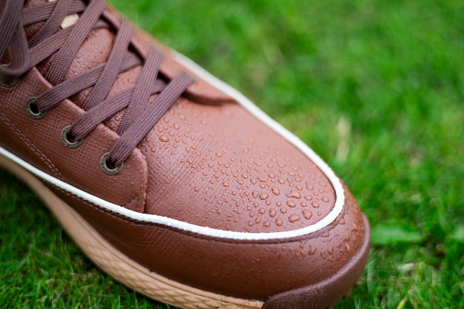 Water resistant hot sale golf shoes