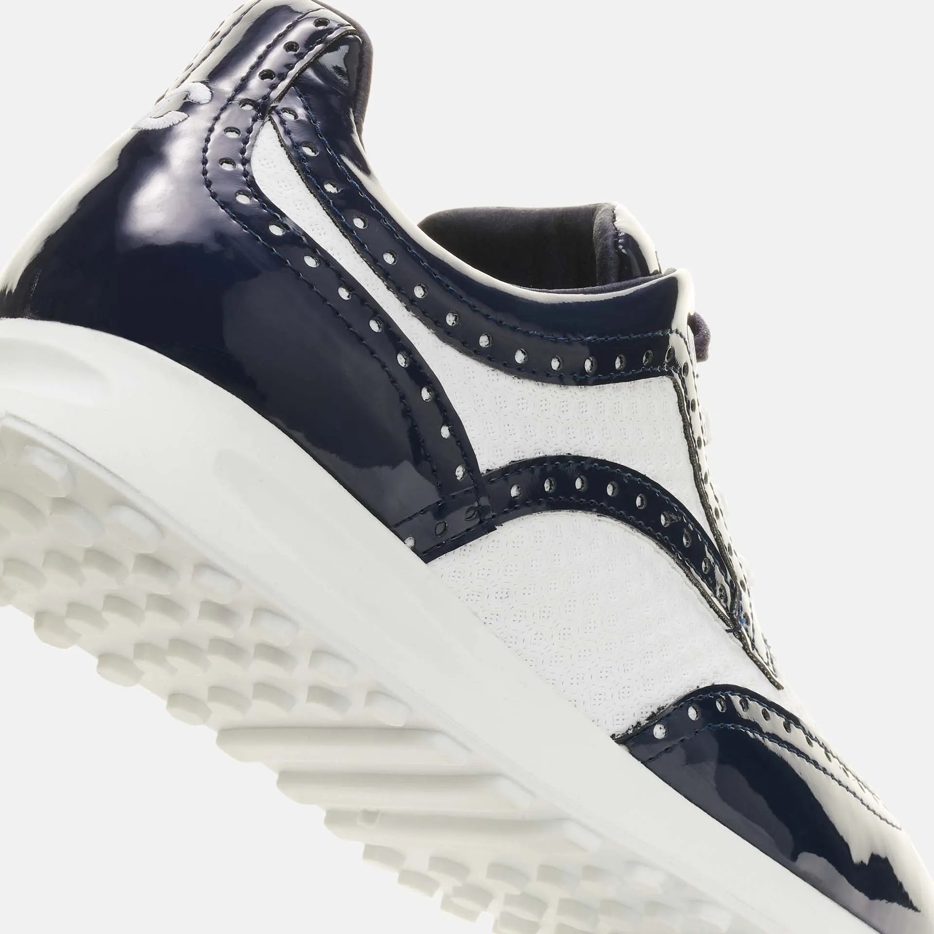 Serena Navy White Golf Digest Award Best Golf Shoe