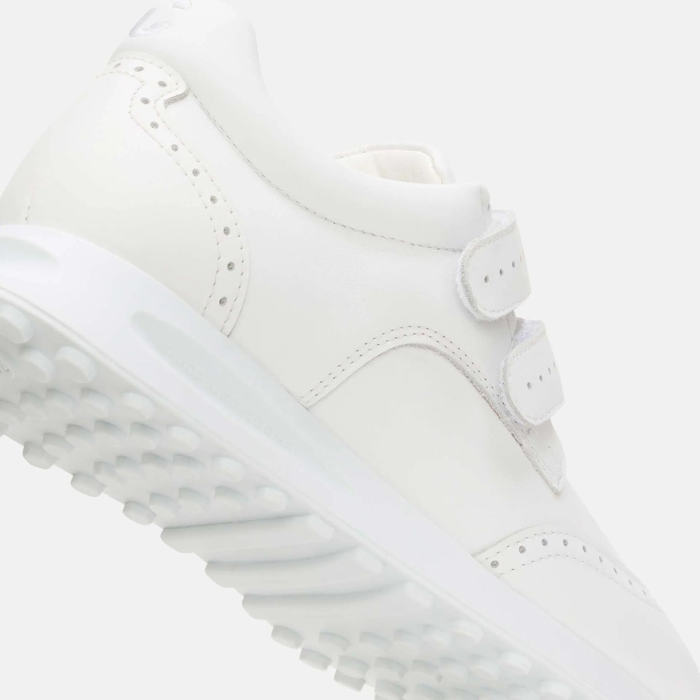 White Velcro Golf Trainer