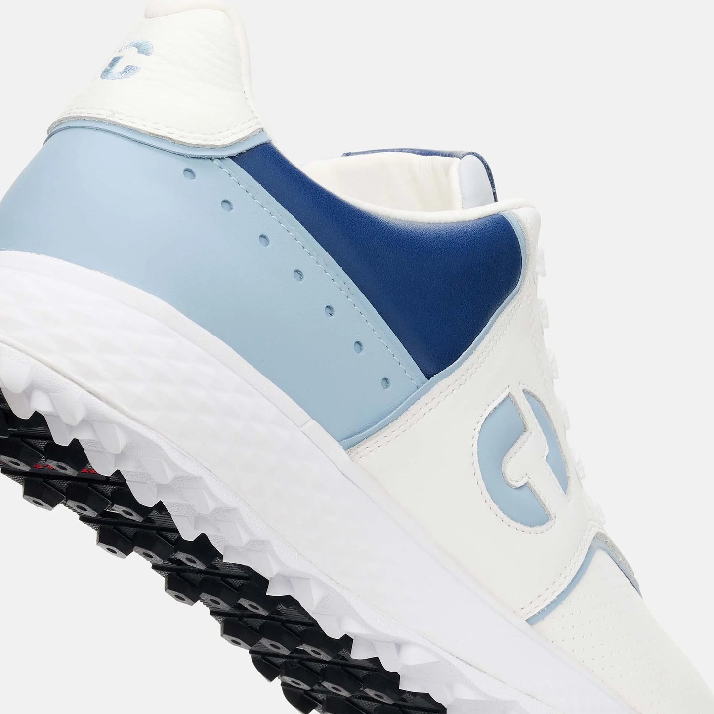 Experience lightweight comfort and superior performance with our mens summer golf shoes.