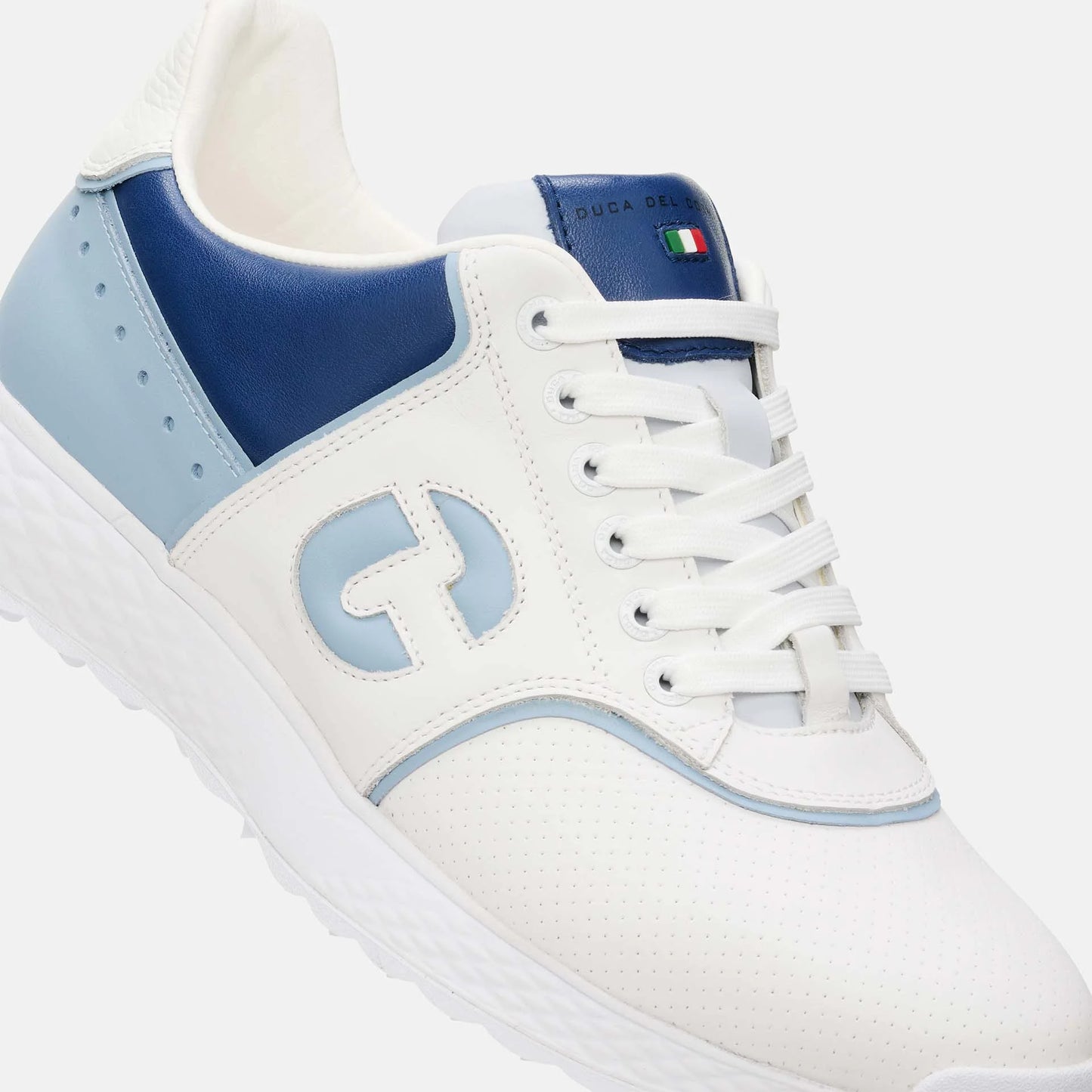 Experience lightweight comfort and superior performance with our mens summer golf shoes.